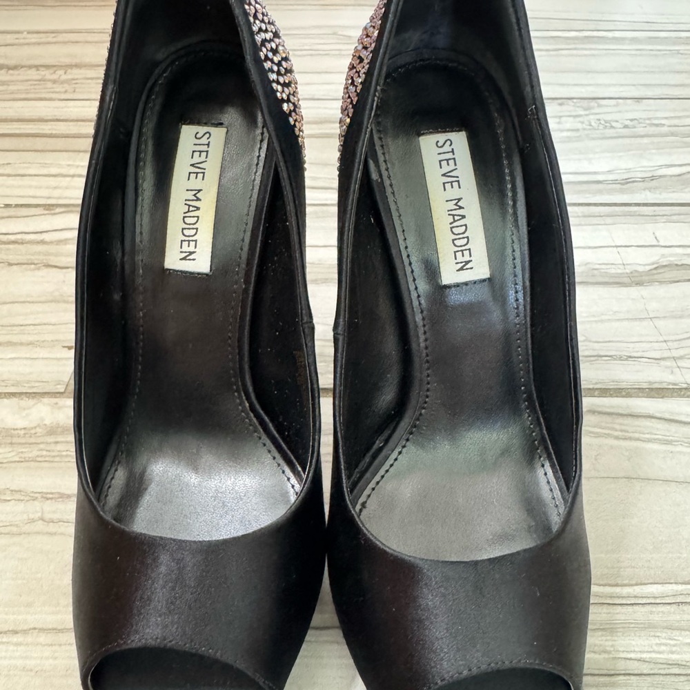 Steve Madden Black Embellished Peep Toe Heels